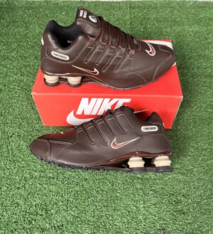 Tênis Nike Shox NZ