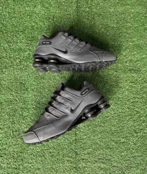 Tênis Nike Shox NZ